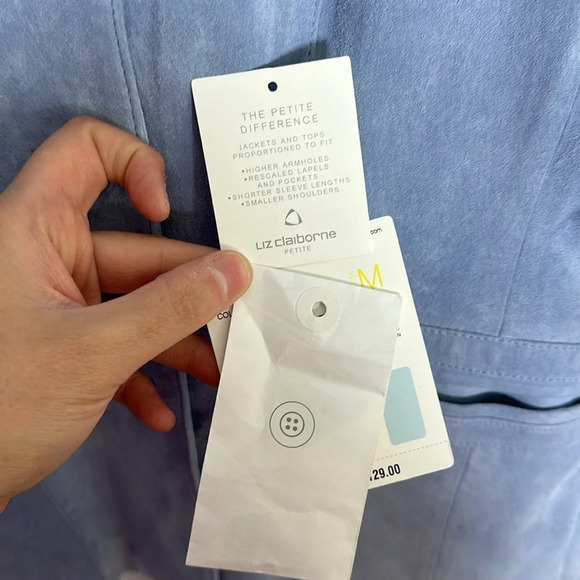 Liz Claiborne 100% Suede Women’s Blazer Size Medium Petite - Picture 4 of 12